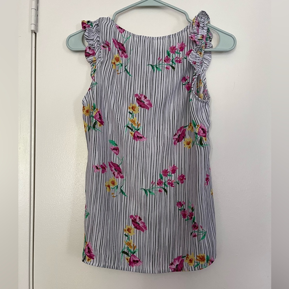 Elle Multicolor Floral and Stripe Top - Picture 3 of 5